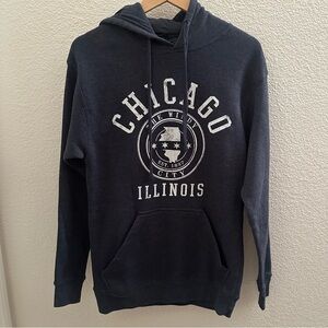 NWOT blue men’s hoodie small Chicago Illinois the Windy City logo